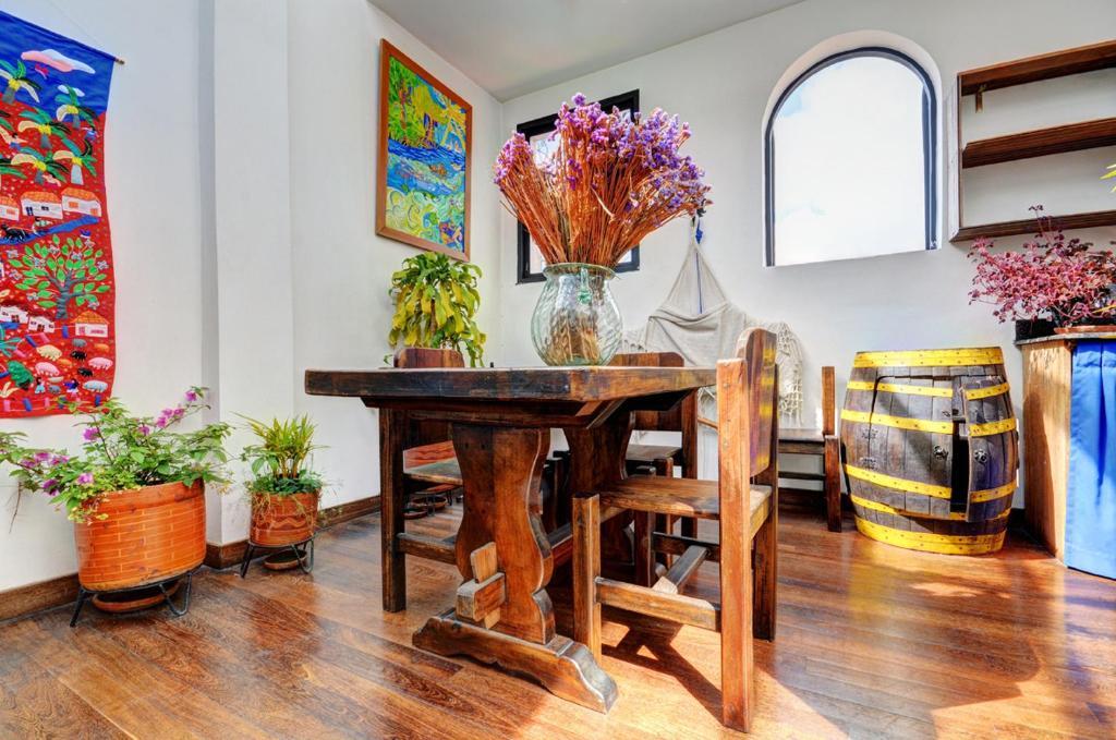 Bed&Breakfast Chorro De Quevedo Bogotá Oda fotoğraf